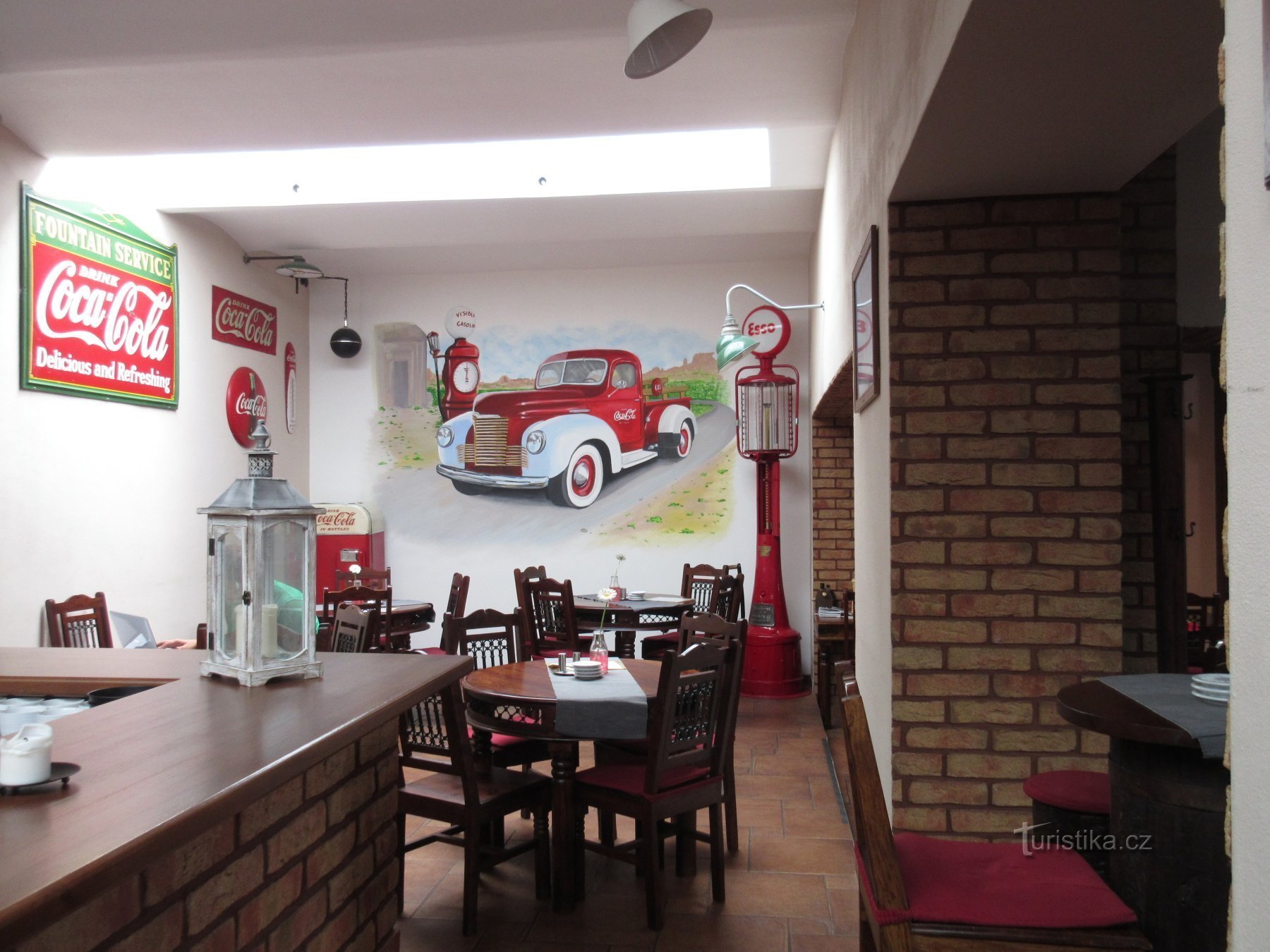 Otrokovice - μουσείο και μικροζυθοποιία Harley Pub