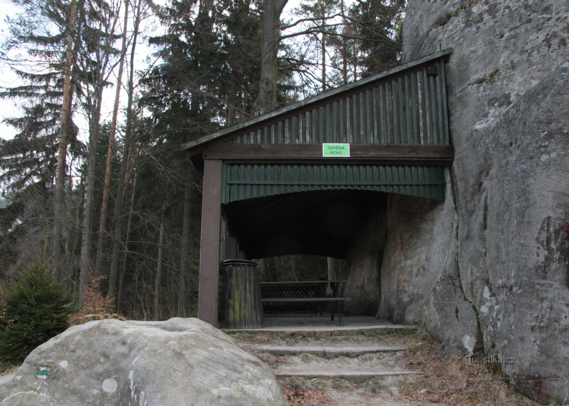 The echo of Adršpašská rock