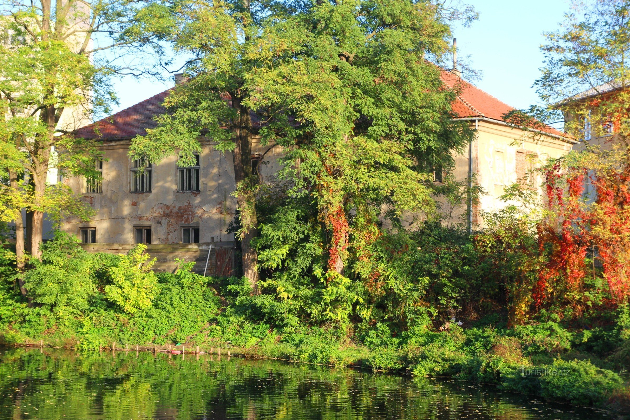 Zamek Paara jesienią 2013 roku
