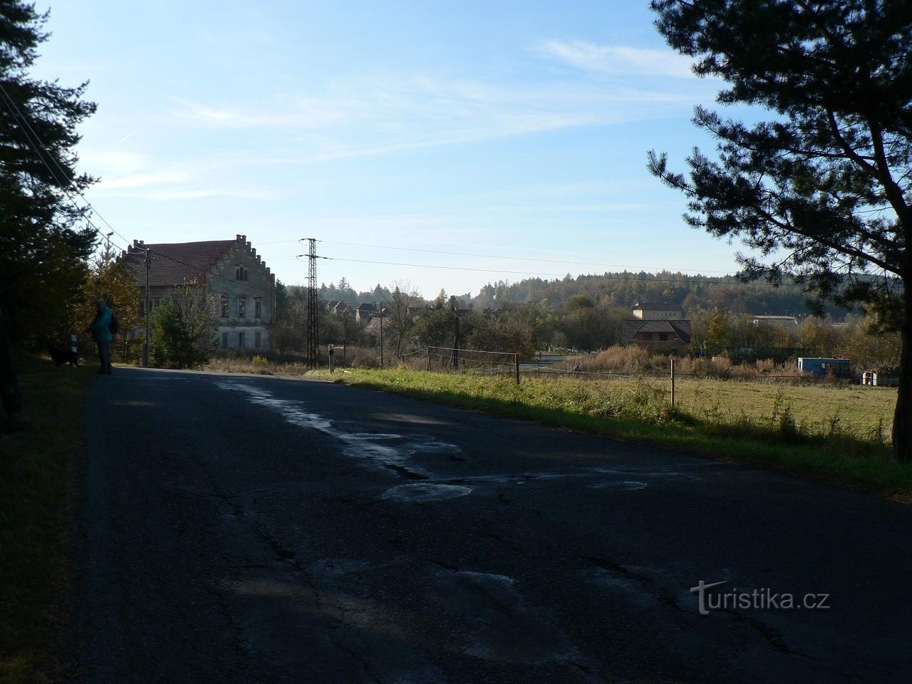 Pačejov, casă la marginea satului