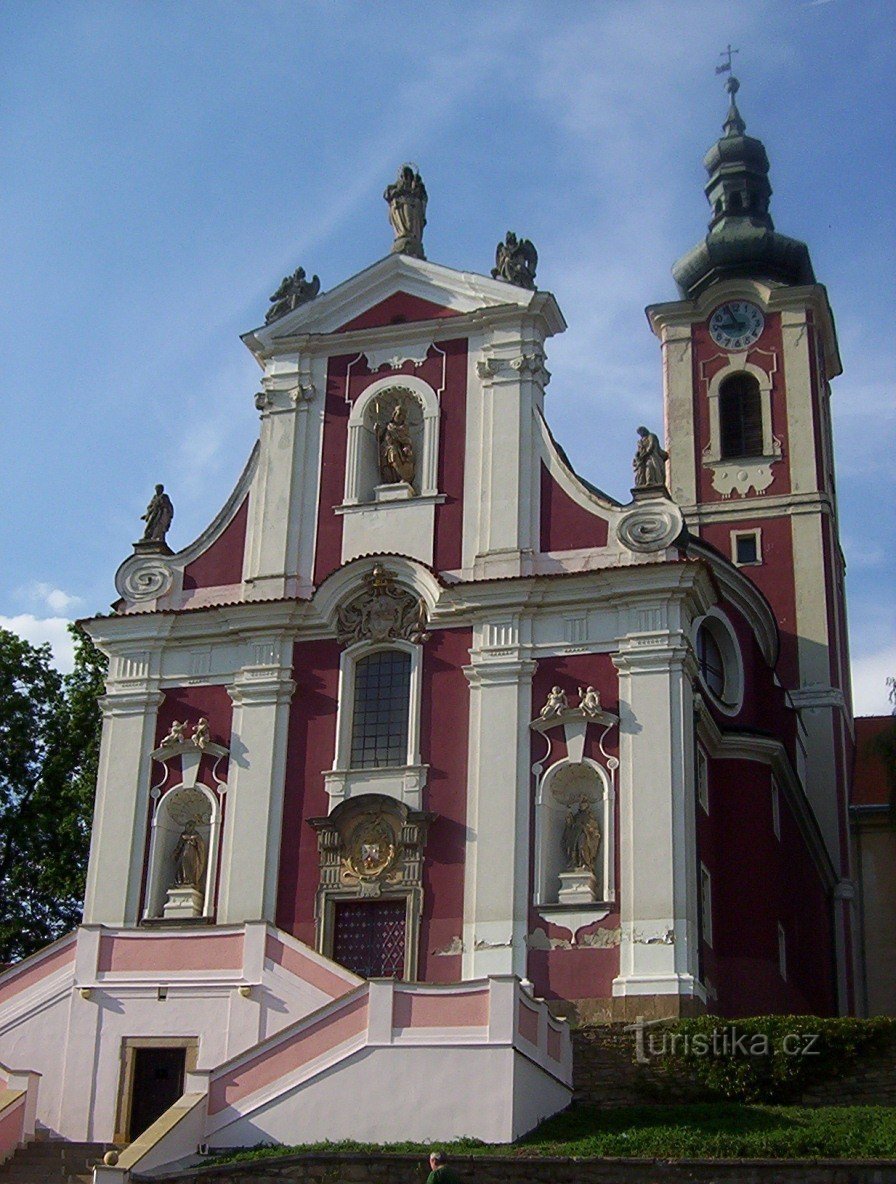 Pacov-slottskyrkan St. Václav-Foto: Ulrych Mir.