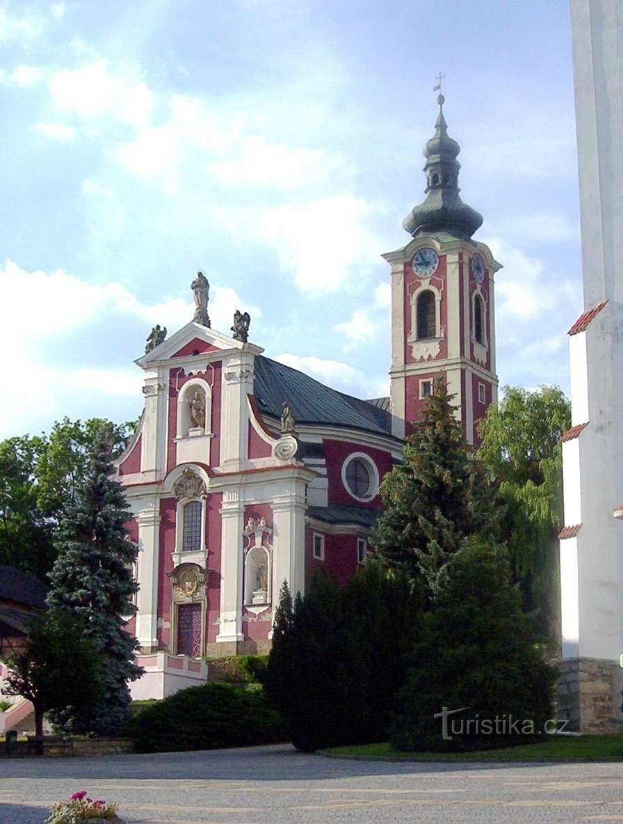 Pacov-castle church of St. Václav-Photo: Ulrych Mir.