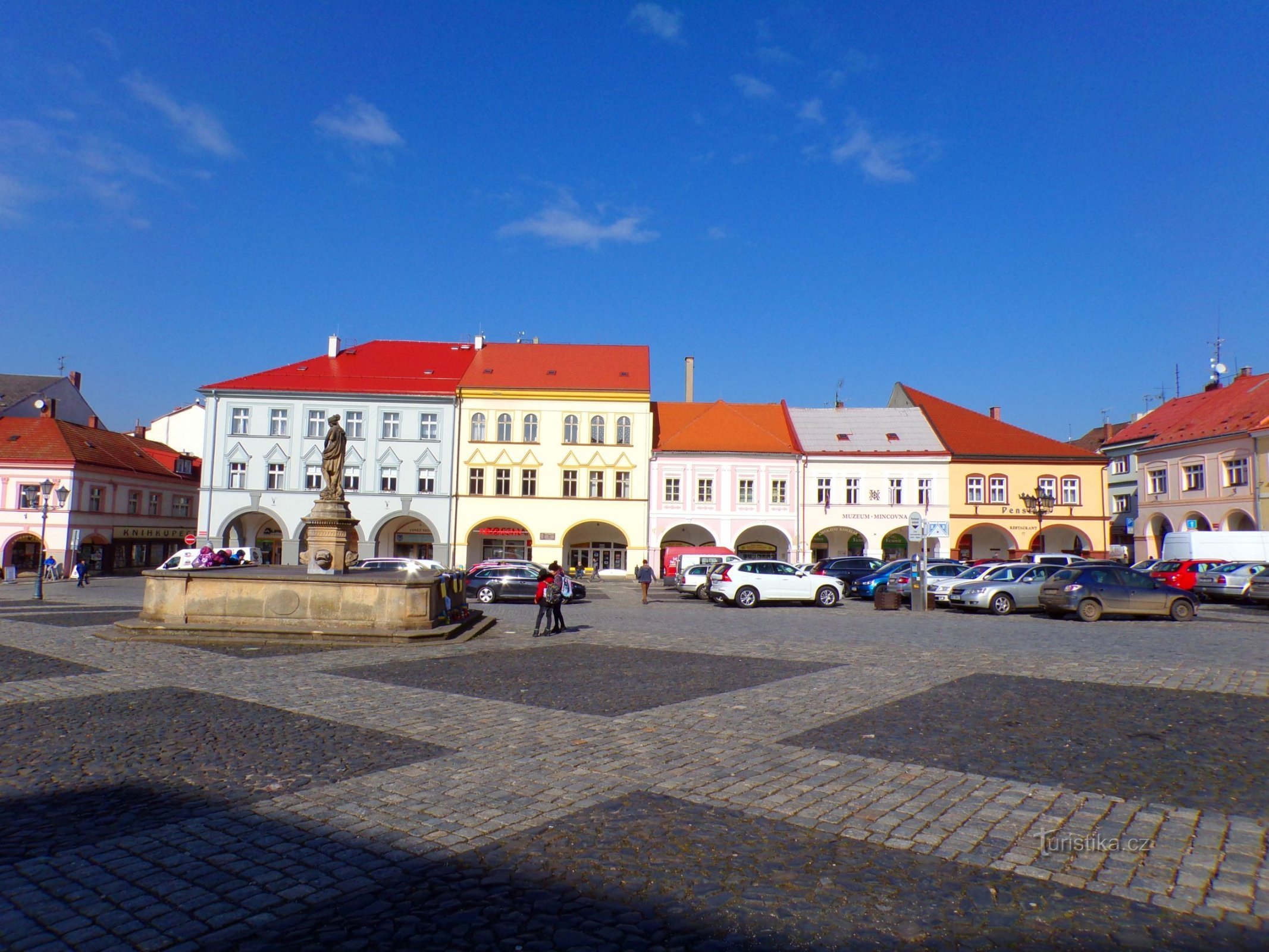 Palackého nr. 73 til Valdštejnovo náměstí nr. 77 (Jičín, 3.3.2022/XNUMX/XNUMX)