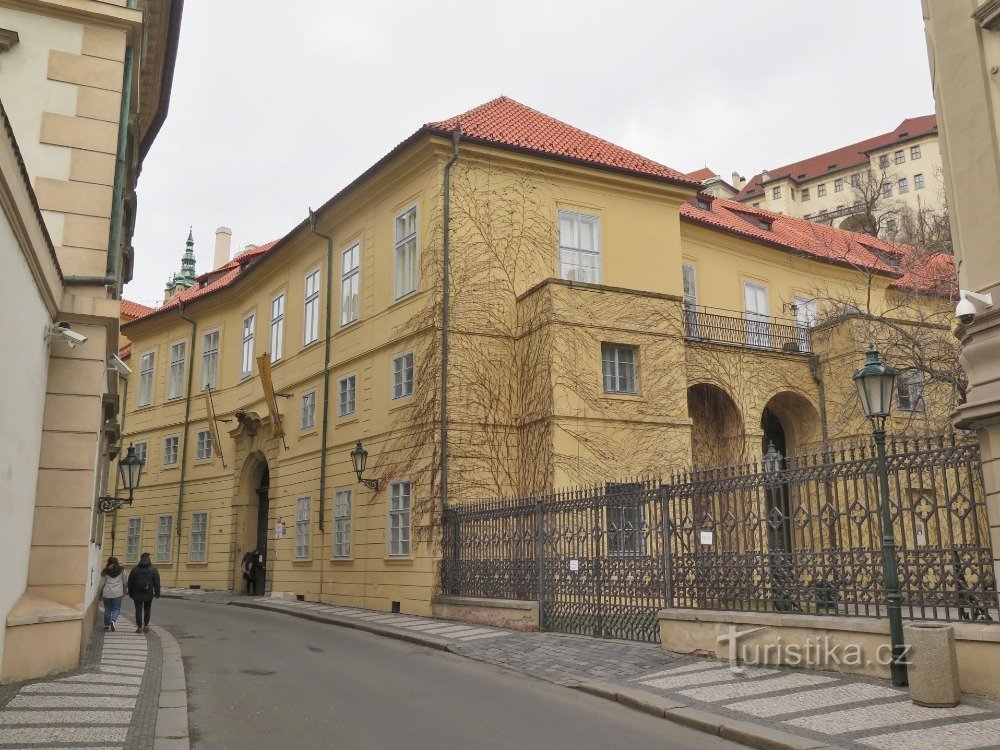Palazzo Pálffy in via Valdštejnská