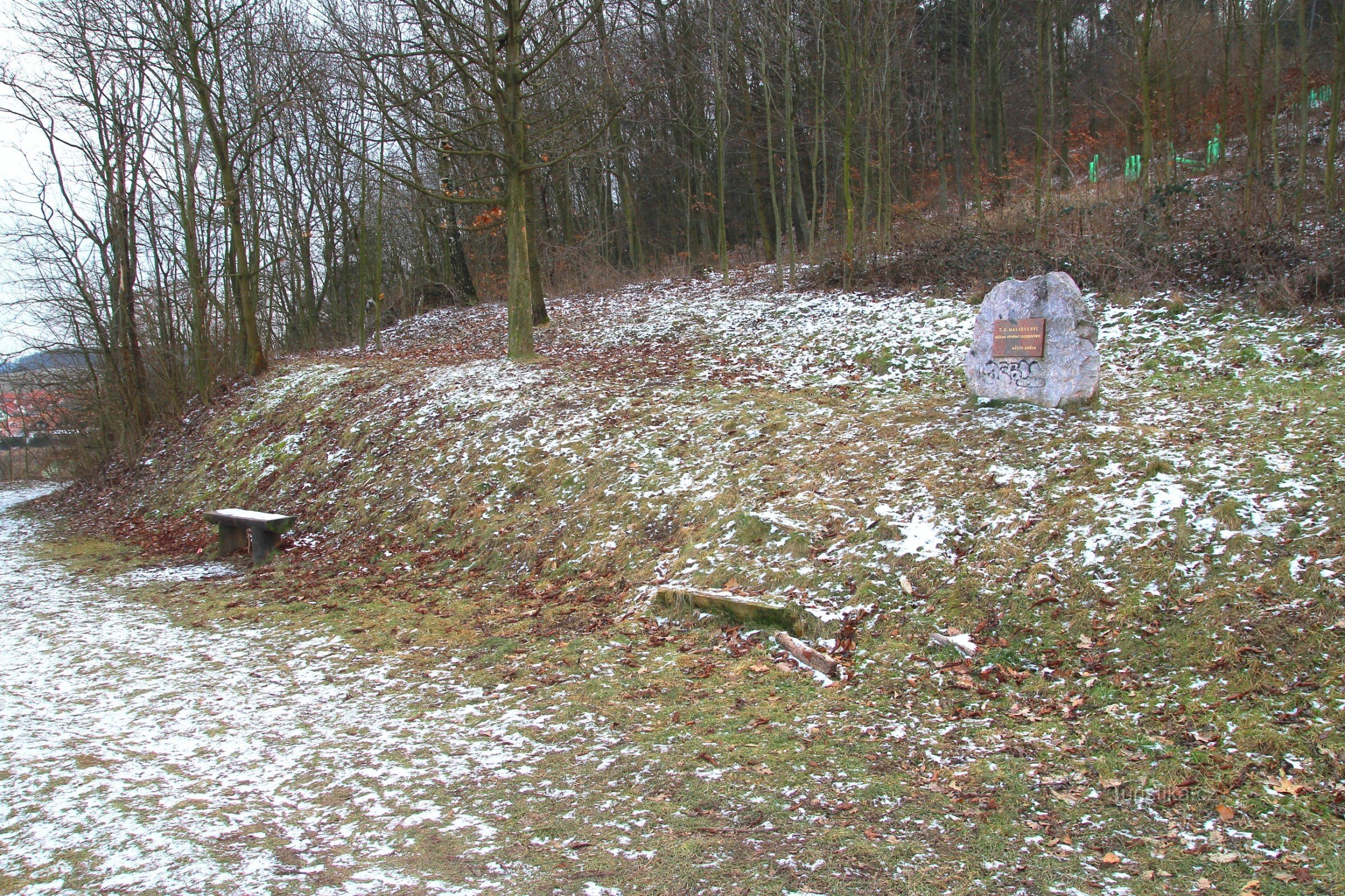 Palouk med TGM-monumentet