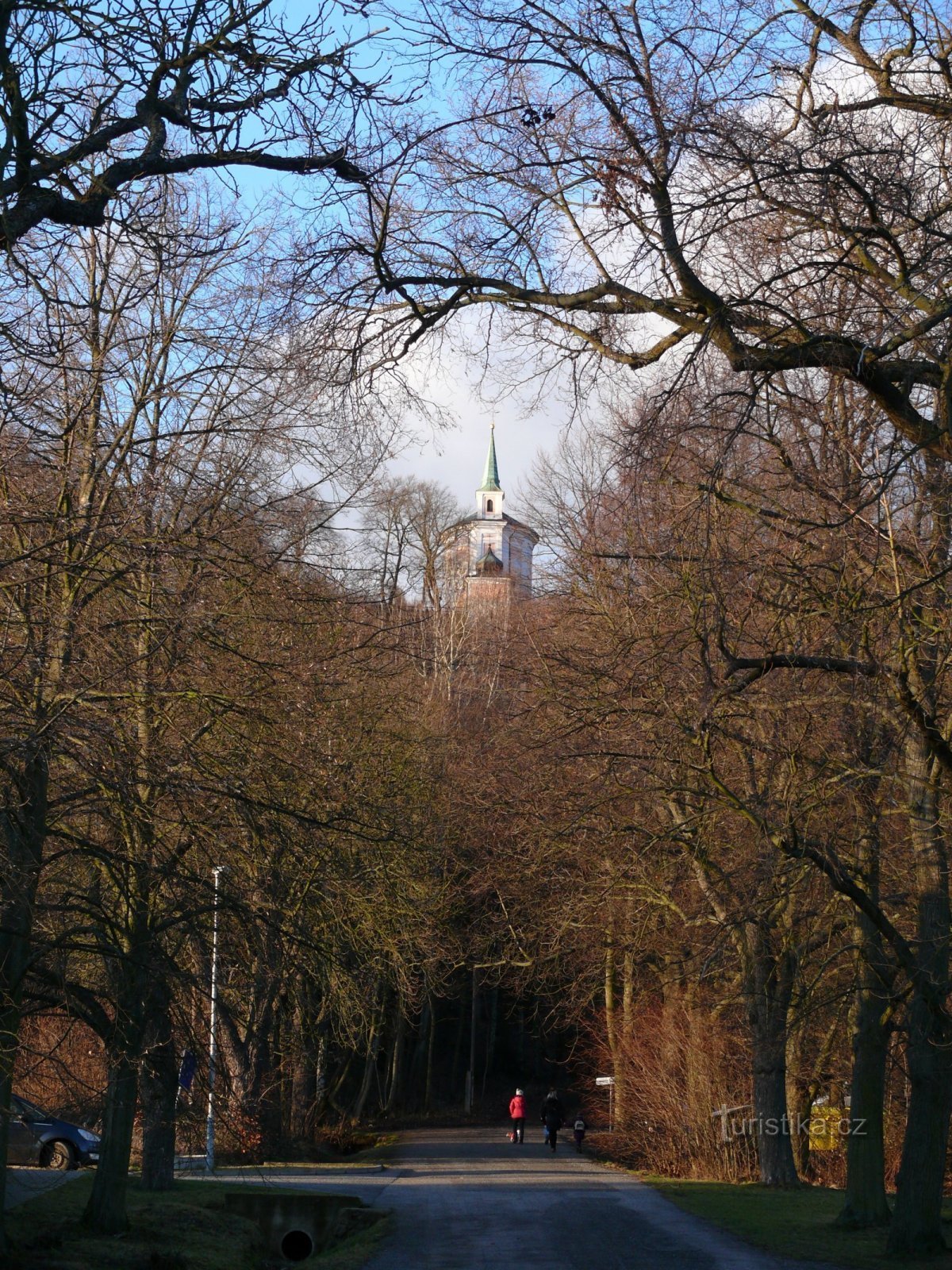 Memorial alley in Mníšek