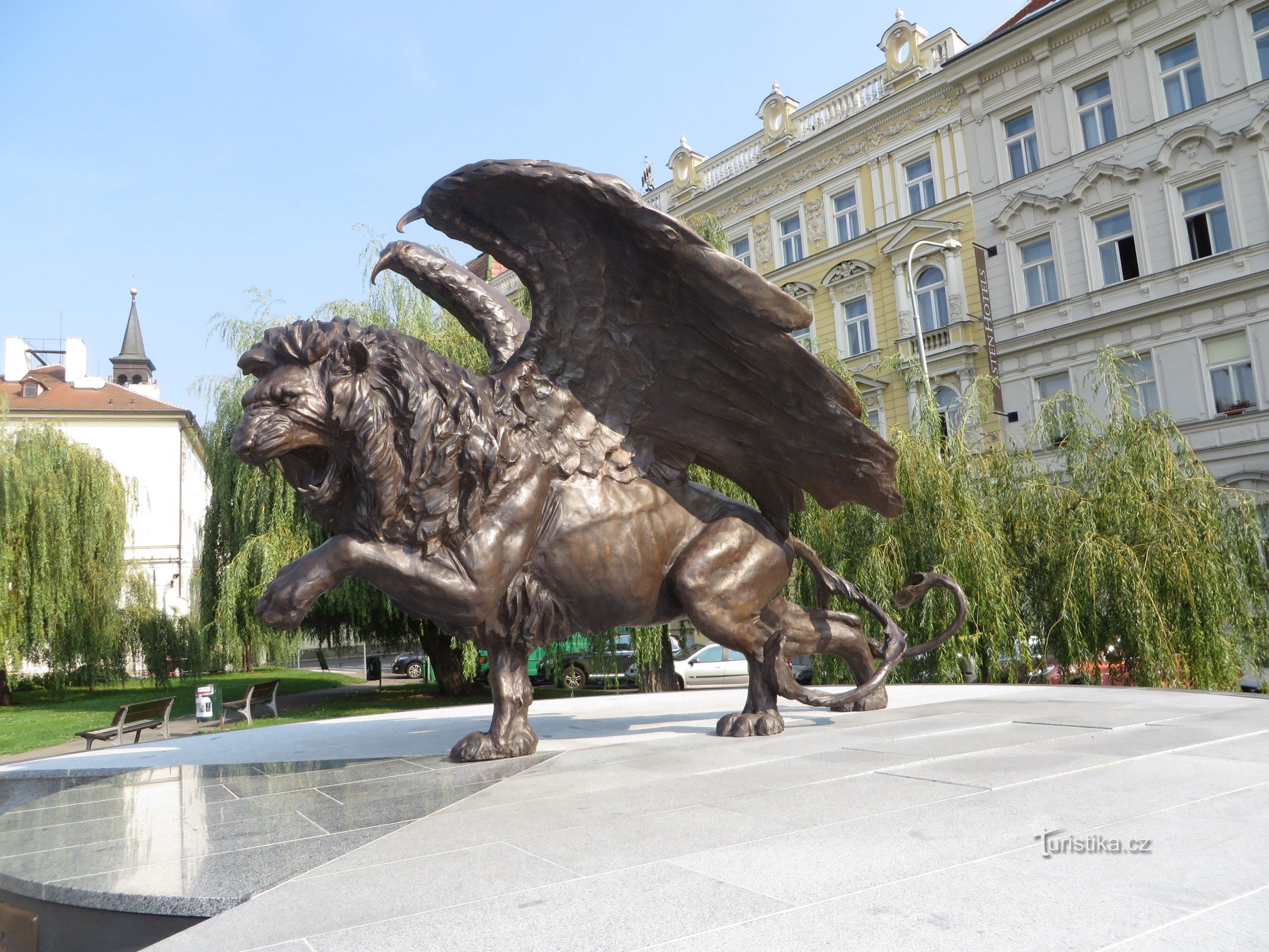 Memorial pentru aviatorii din Klárov