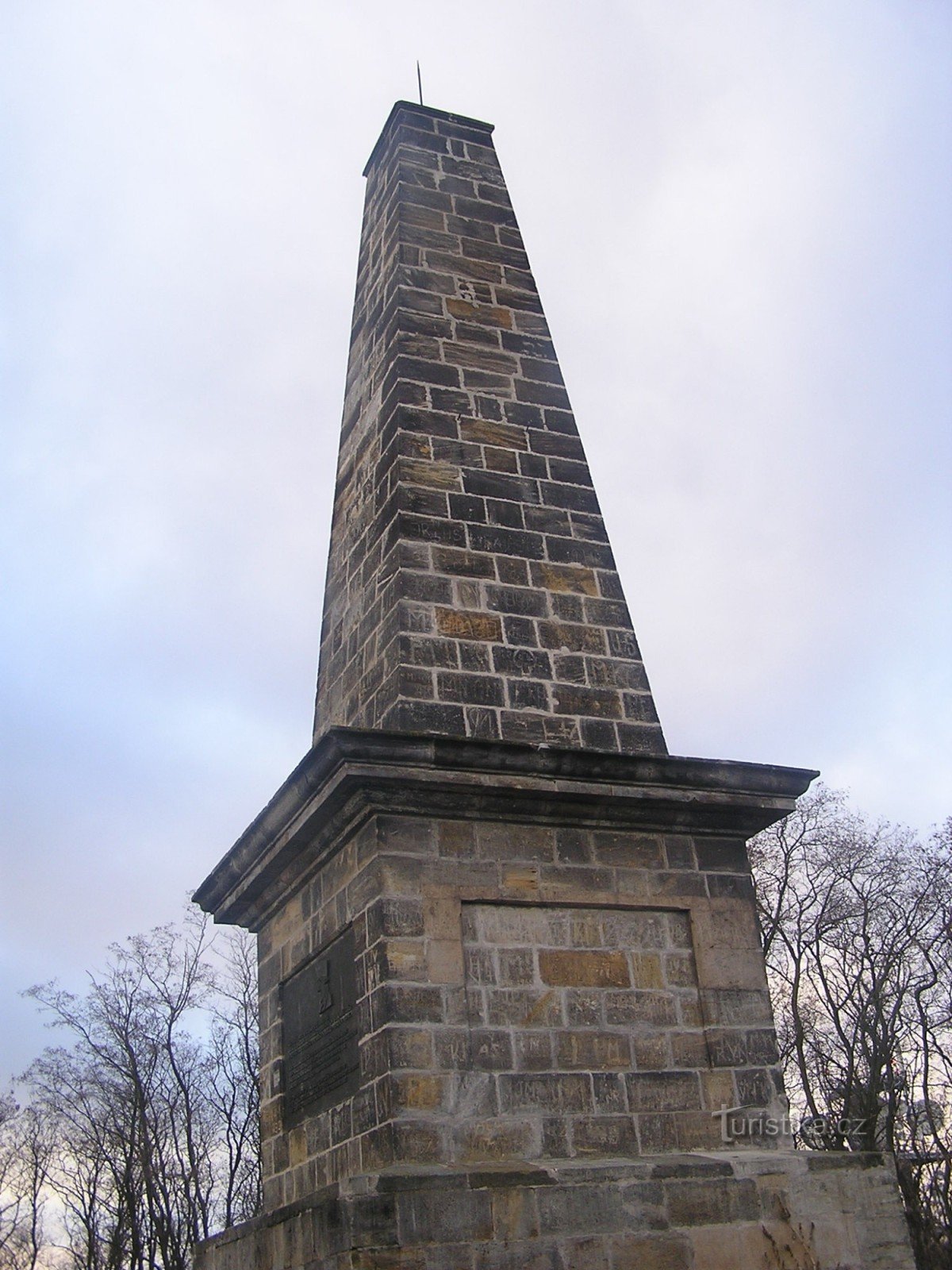 Denkmal der Schlacht bei Kolín auf dem Bedřichov-Hügel - 4.12.2007. Dezember XNUMX