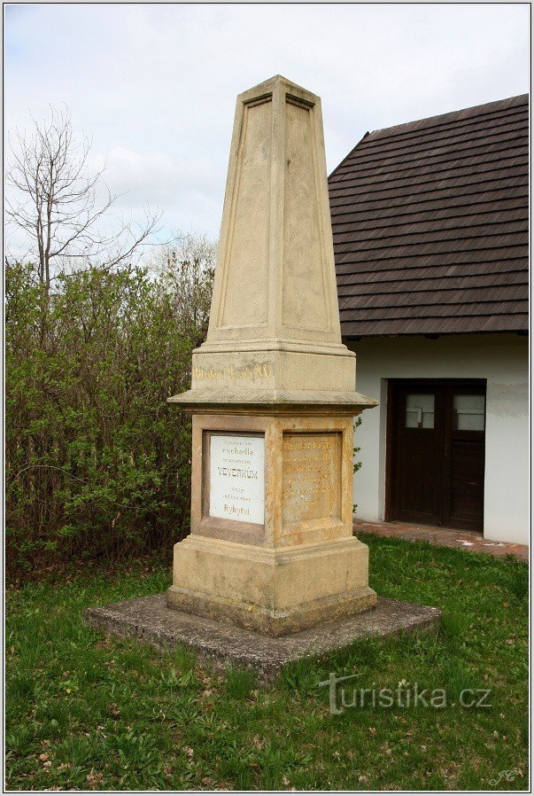 Monument voor de Veverkse neven