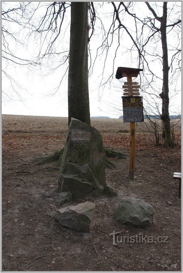 Erbenka monument