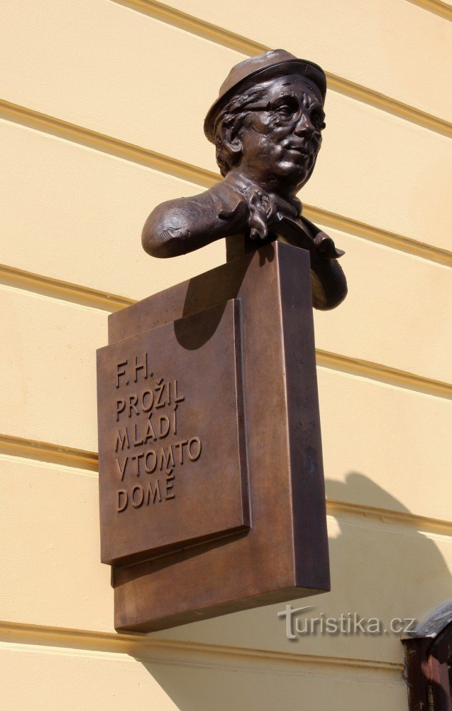 Felix-Holzmann-Denkmal