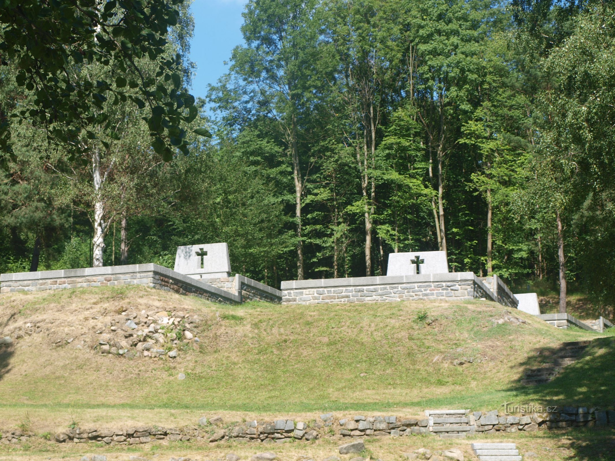 Ležáky-monument