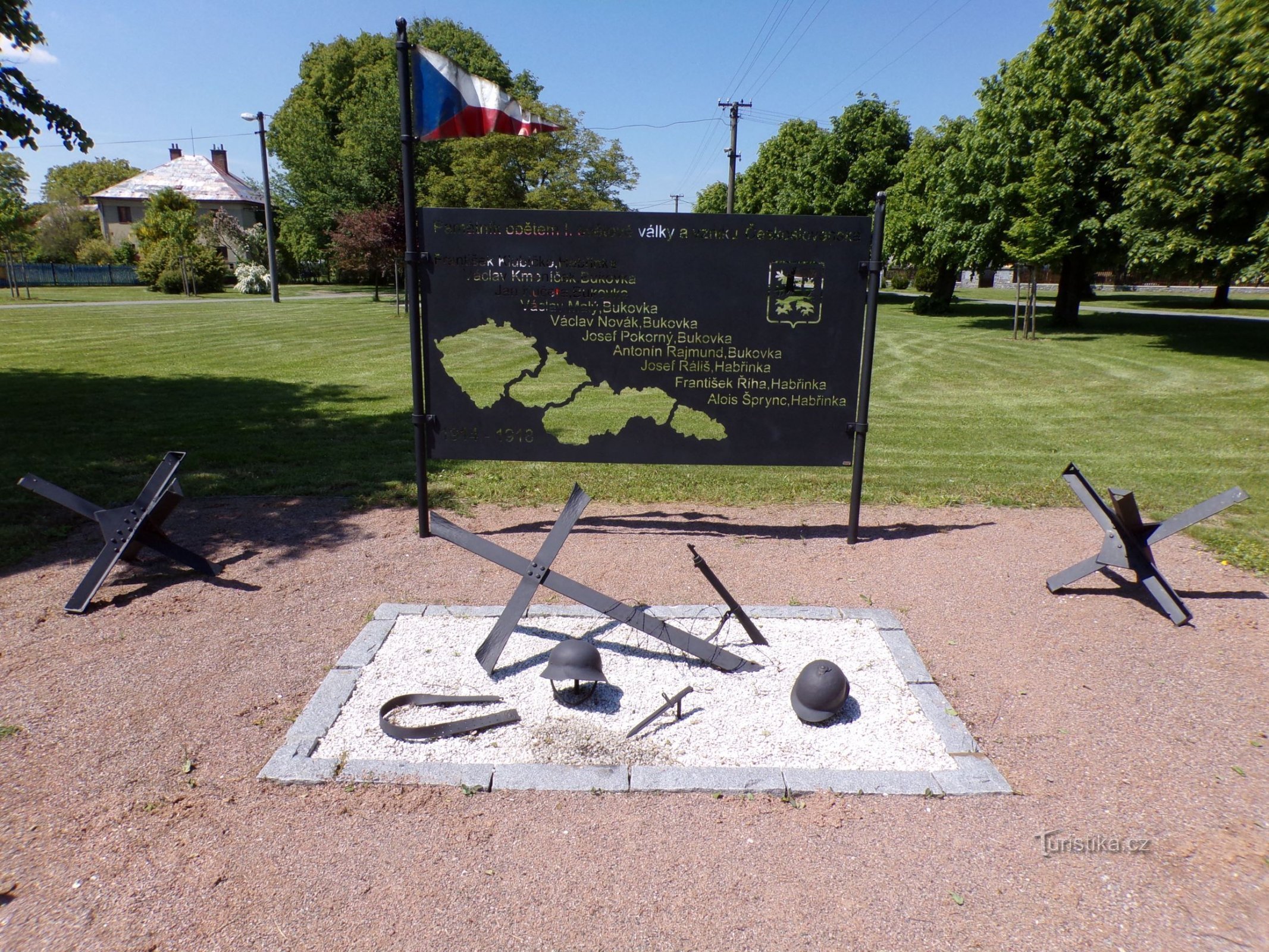 Az első világháború áldozatainak és Csehszlovákia létrejöttének emlékműve (Habřinka, 1. június 3.6.2021.)