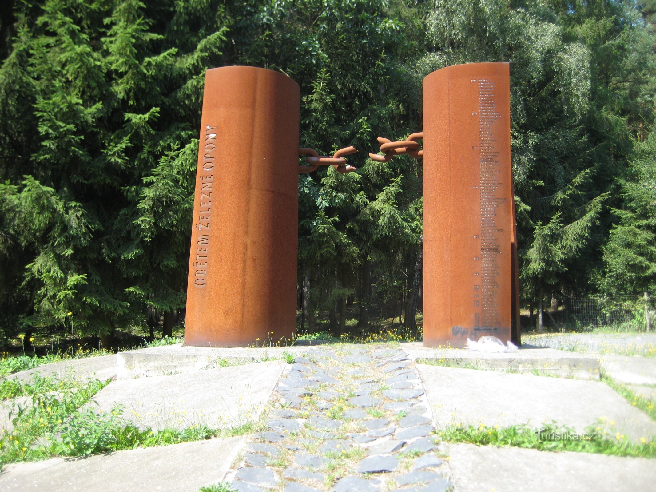 Monument till järnridåns offer - Cheb