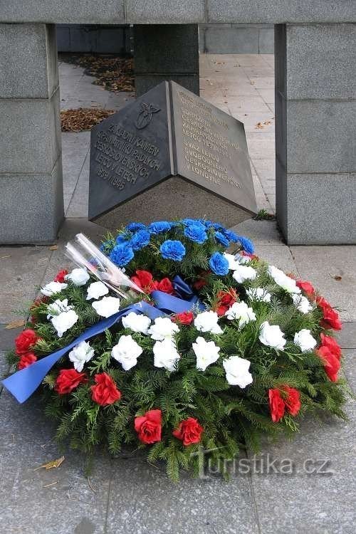 Mémorial aux aviateurs tchécoslovaques tombés