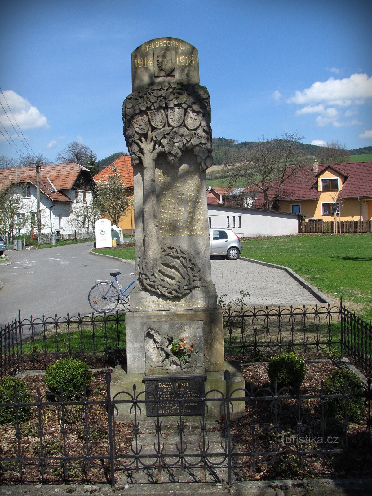 Monumento aos caídos