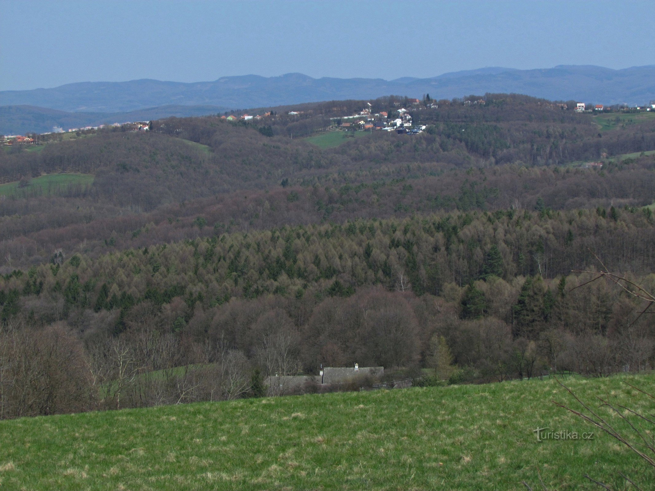 Memorial to the fallen over Březnica