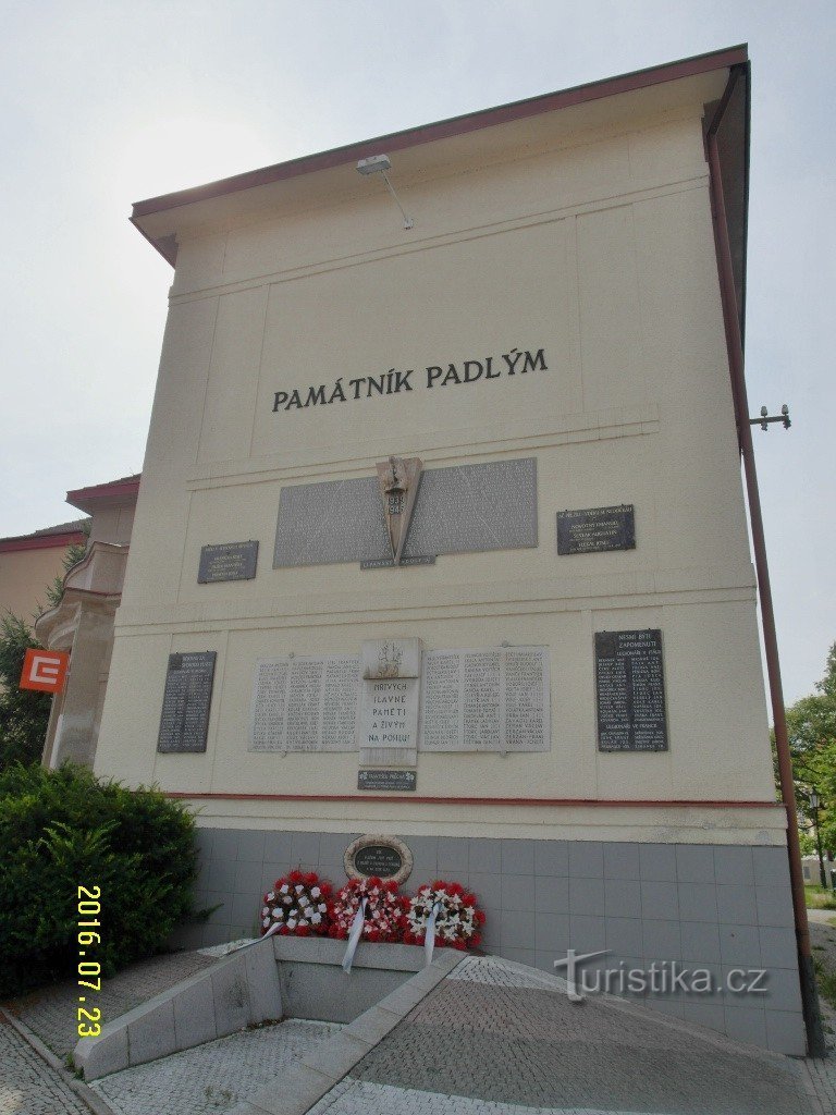 Gedenkteken voor de gevallenen in Vlašim