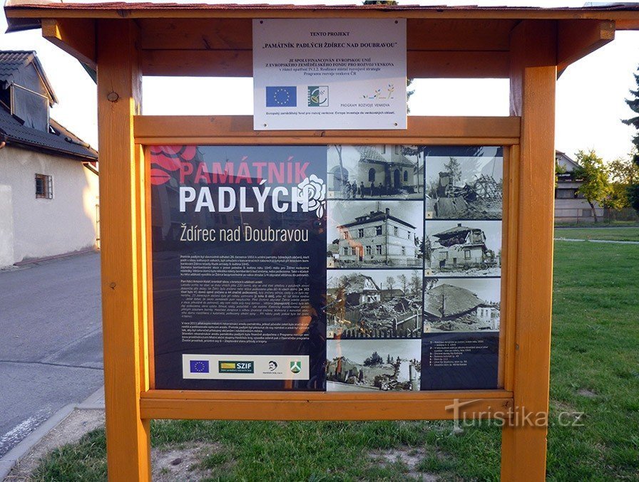 Minnesmärke över den stupade Ždírec nad Doubravau