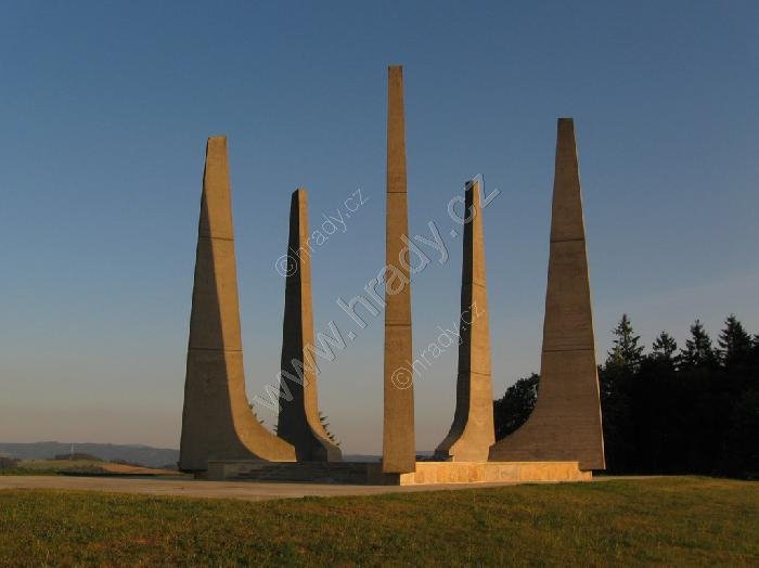 památník Ploština