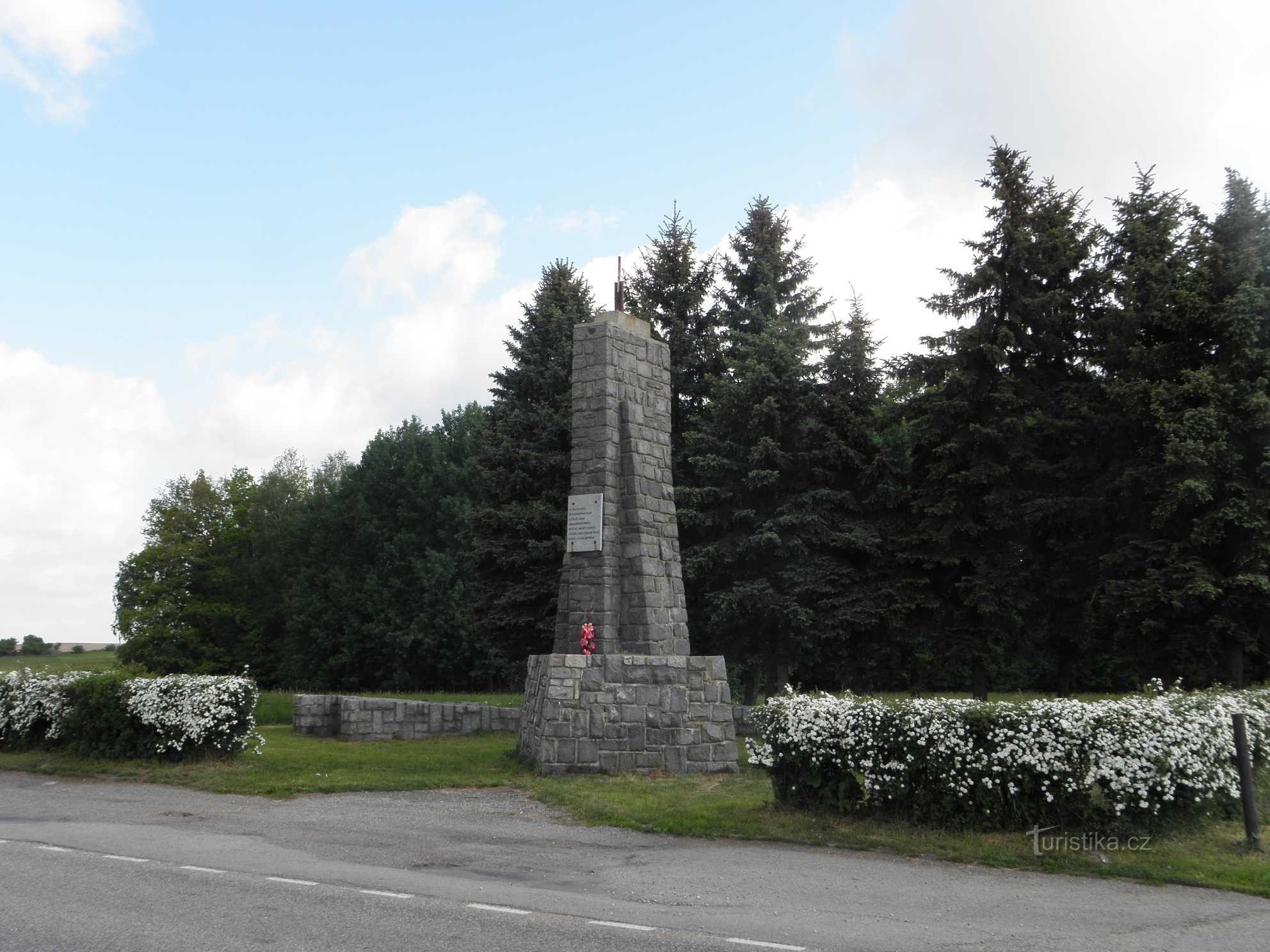 Monument till arméernas möte - 17.5.2012