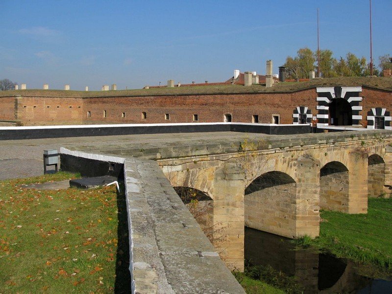 Terezín emlékmű