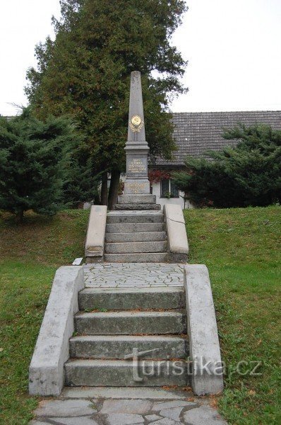 Tomáš Štítný monument