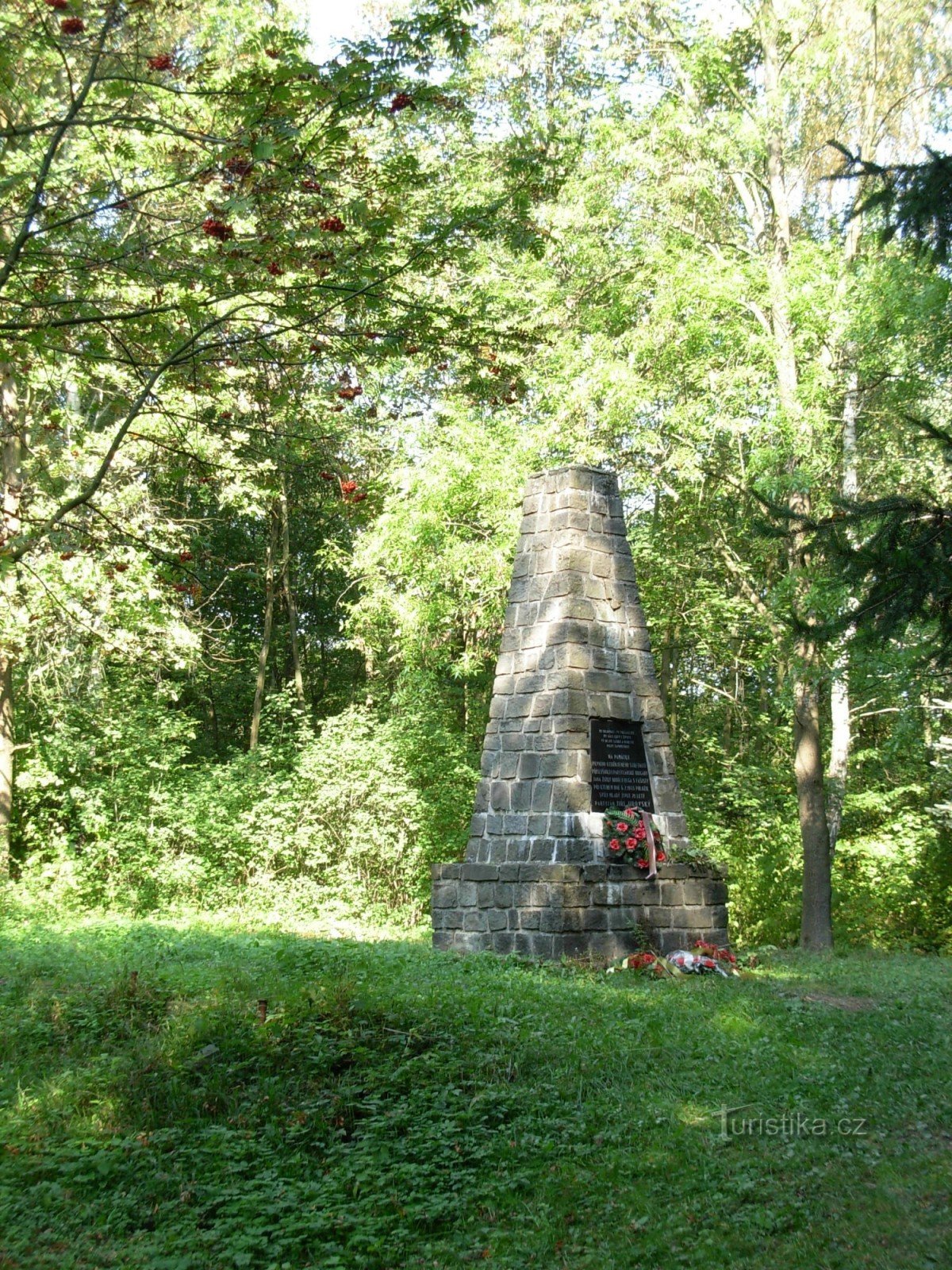 Monument au cerf d'or