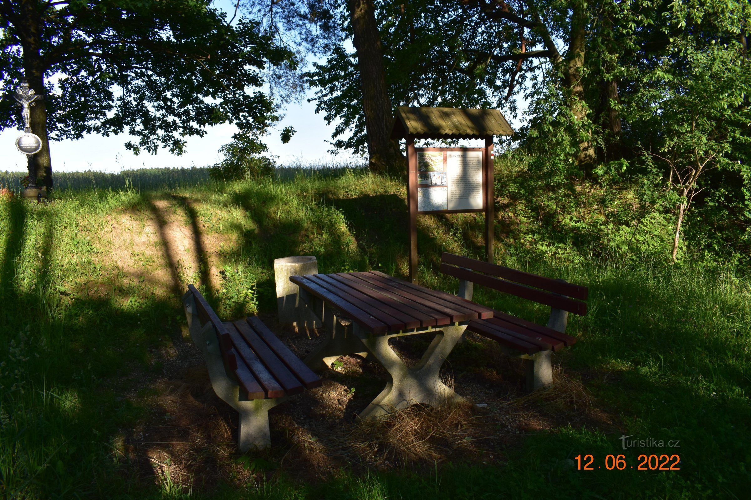 Panneau commémoratif Vieux cimetière et lieu de repos