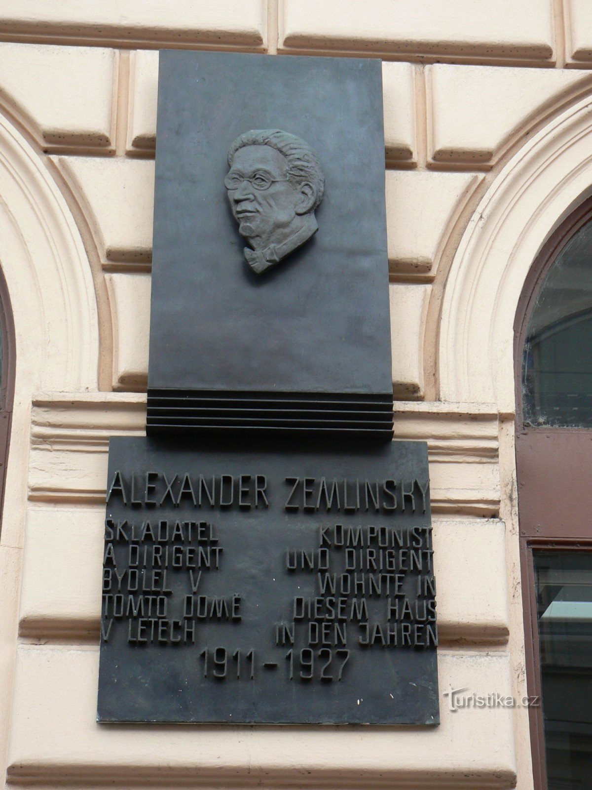 Spominska plošča Aleksandra Zemlinskega