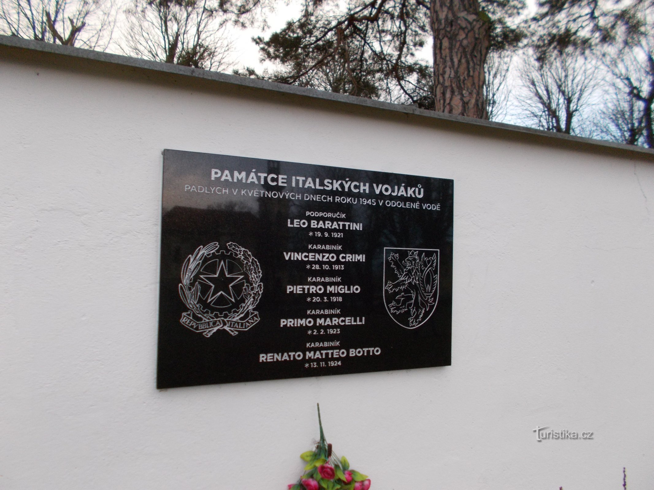 Gedenktafel italienischer Soldaten