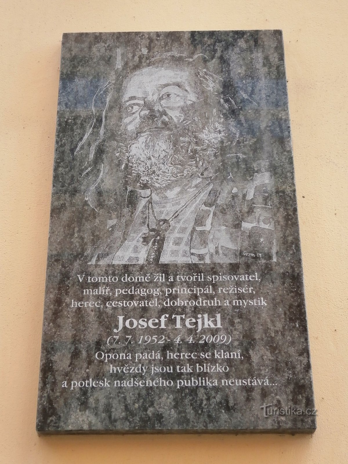 Memorial plaque to Josef Tejkl (Hradec Králové, 15.7.2013)