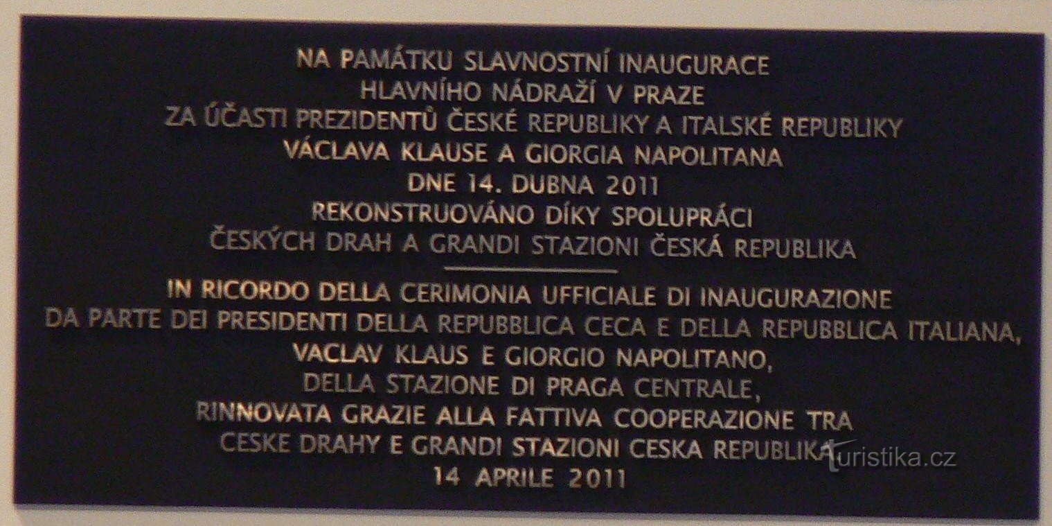 Pamětní deska k inauguraci Hlavního nádraží