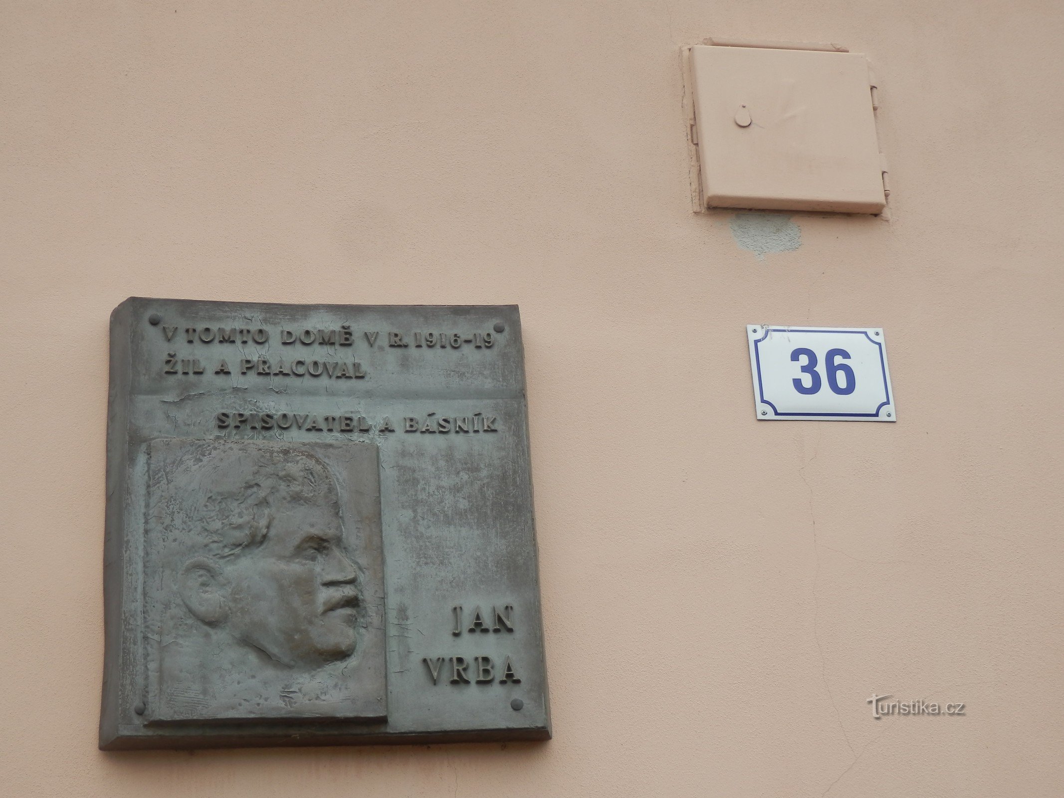 commemorative plaque of the writer J. Vrba