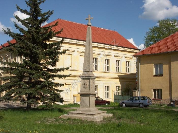 pamětní obelisk Jaroslava Bořity z Martinic