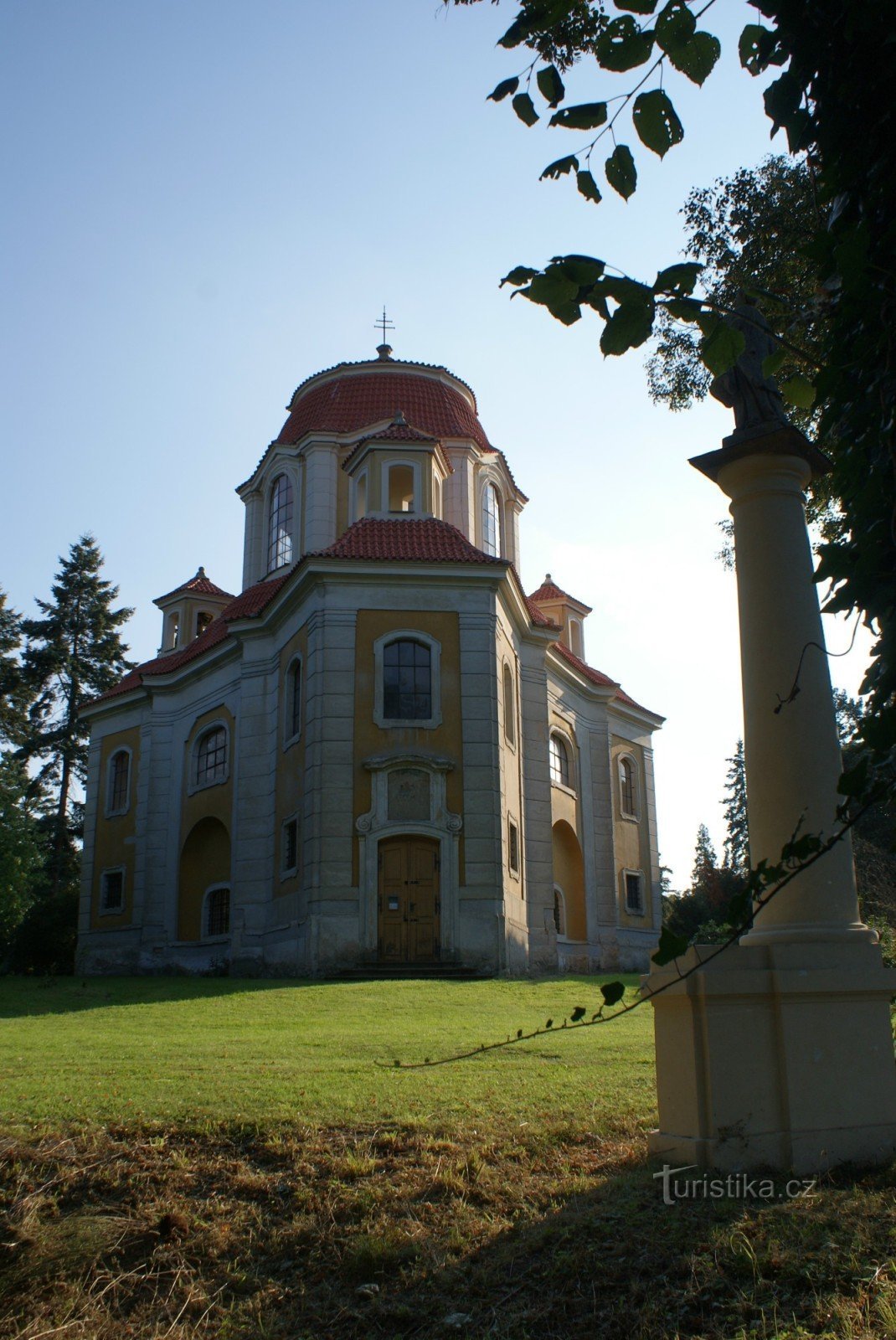 Panenské Břežany – kapel St. Anne