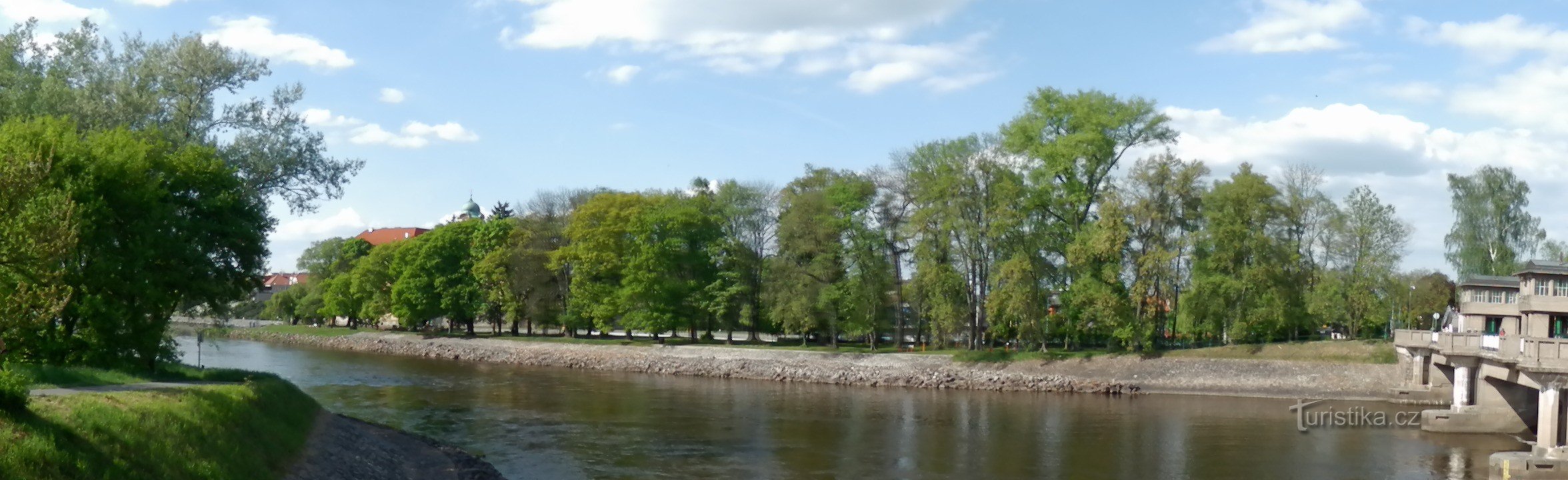 Panoramablick auf die Insel