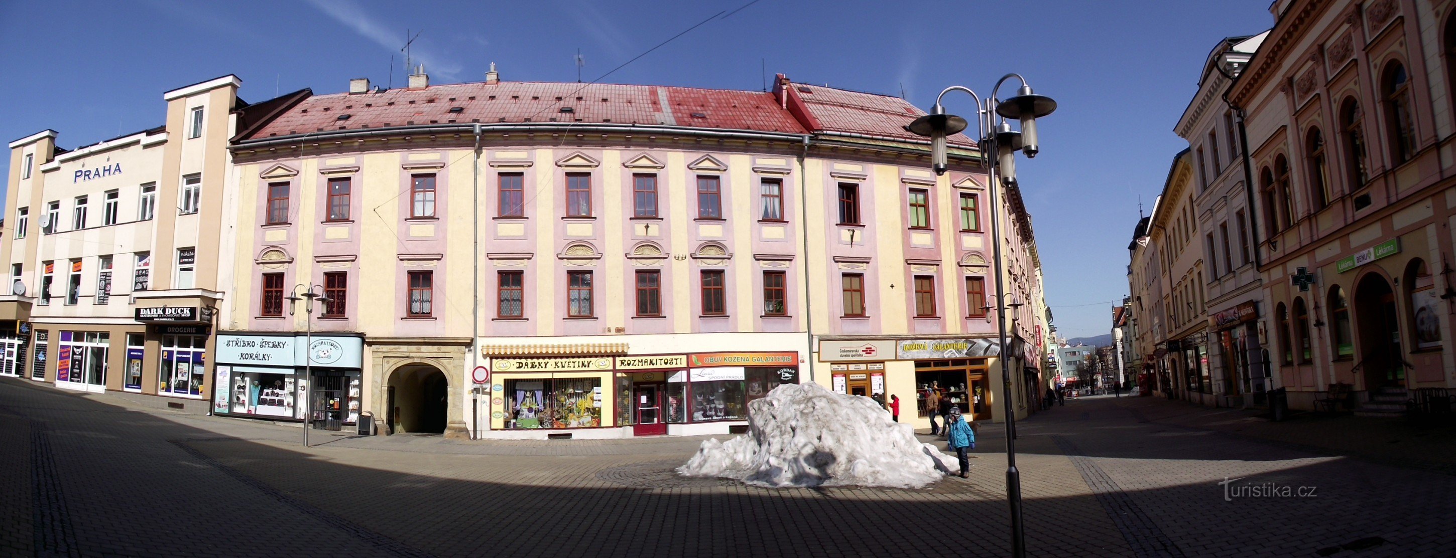 panoramaudsigt over Točák med Oberleithner-paladset