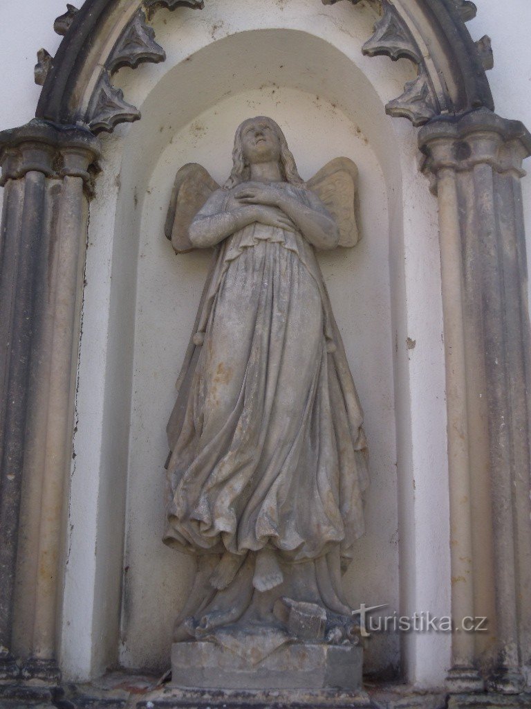 Pardubice - église de St. Jean le Baptiste