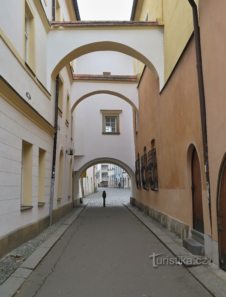 Pardubice - strada Kostelní