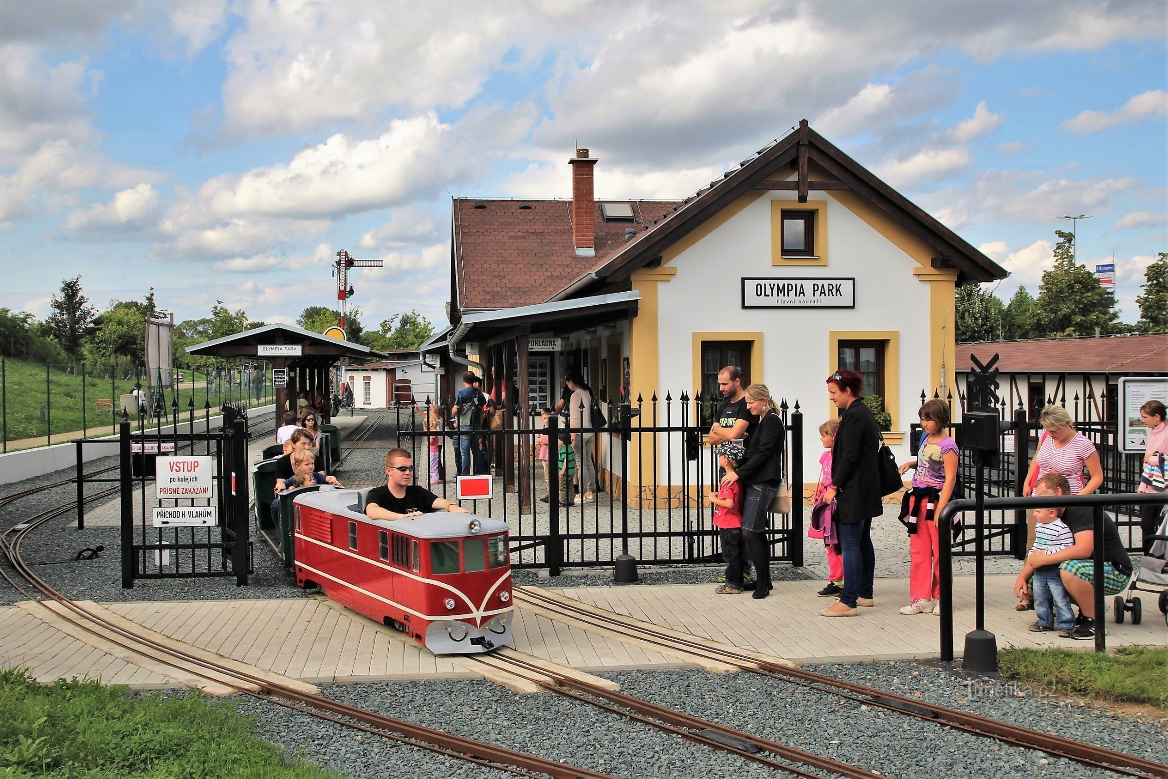 Park railway - railway station