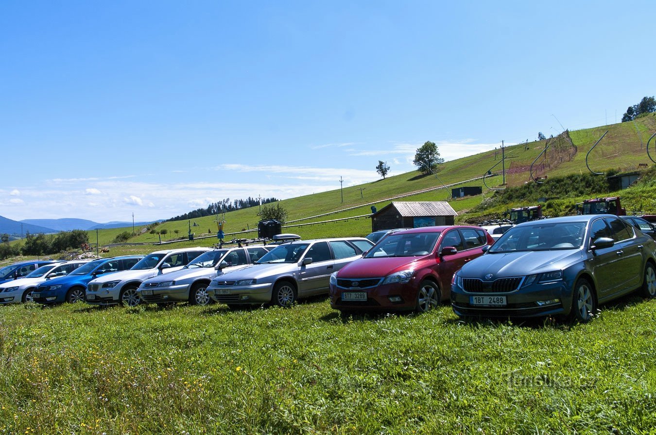 Sie können unter der Piste parken