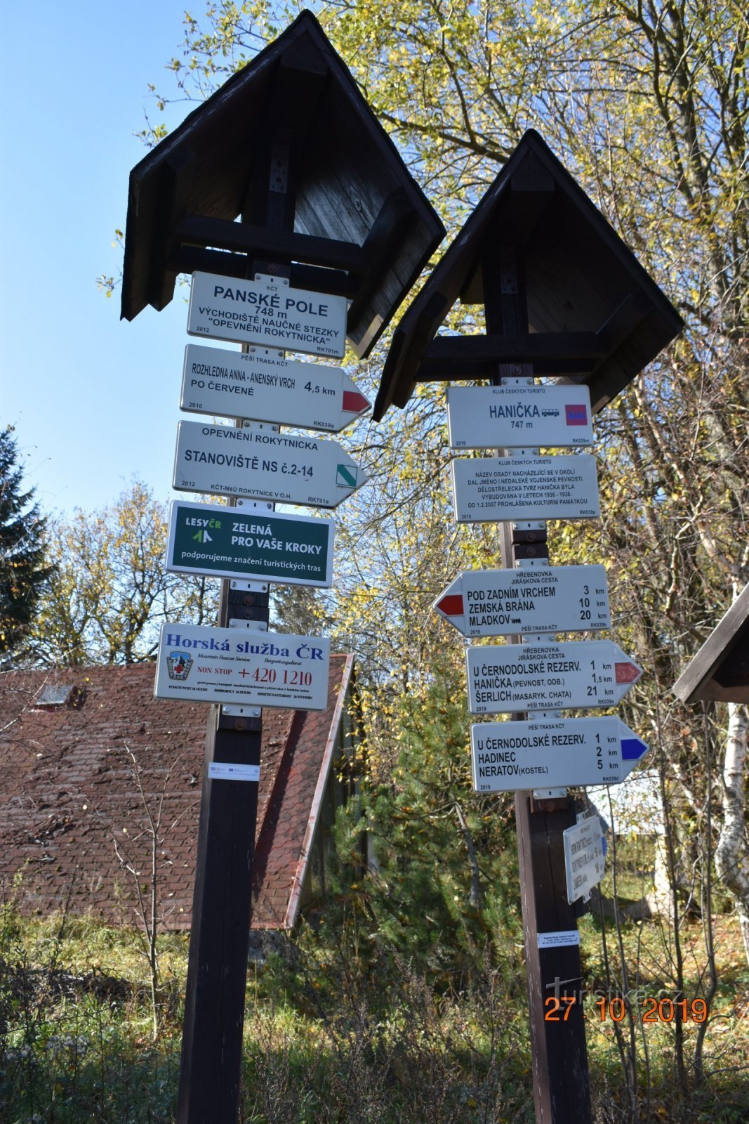 parking lot and at the same time the beginning of the Rokytnicka Fortification trail