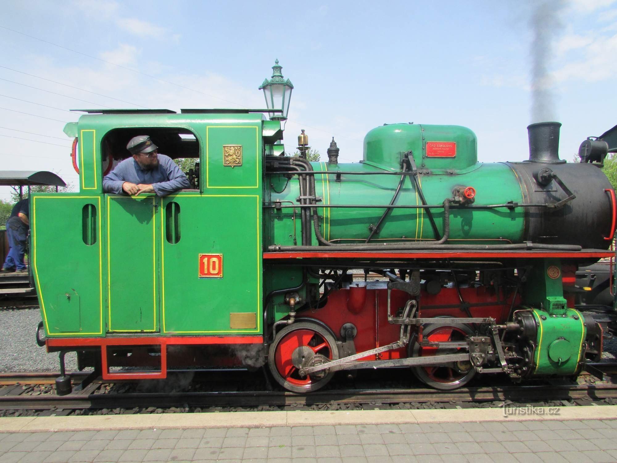 locomotiva a vapor BS80