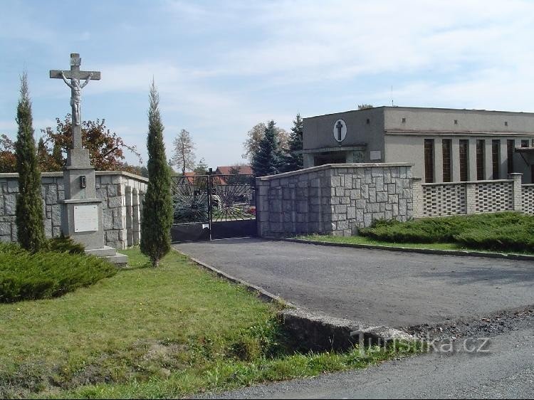Partutovice: Friedhof