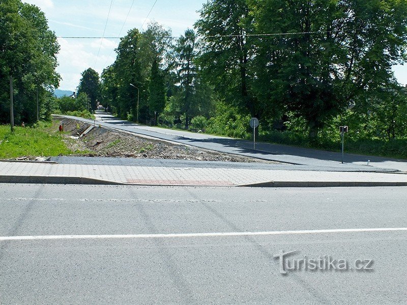 Paskov, in der Nähe des Bahnhofs. Der Beginn einer neuen Route