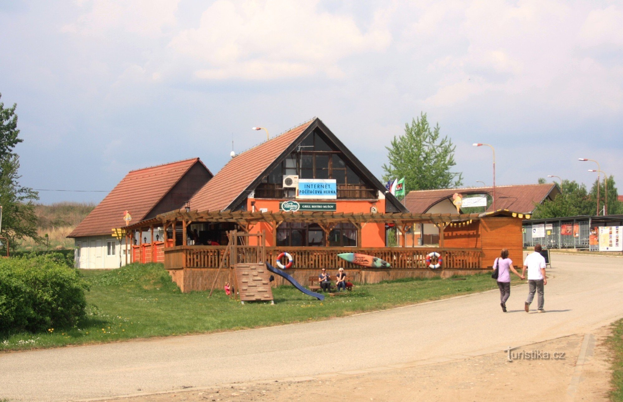 Pasohlávky - Merkur car park