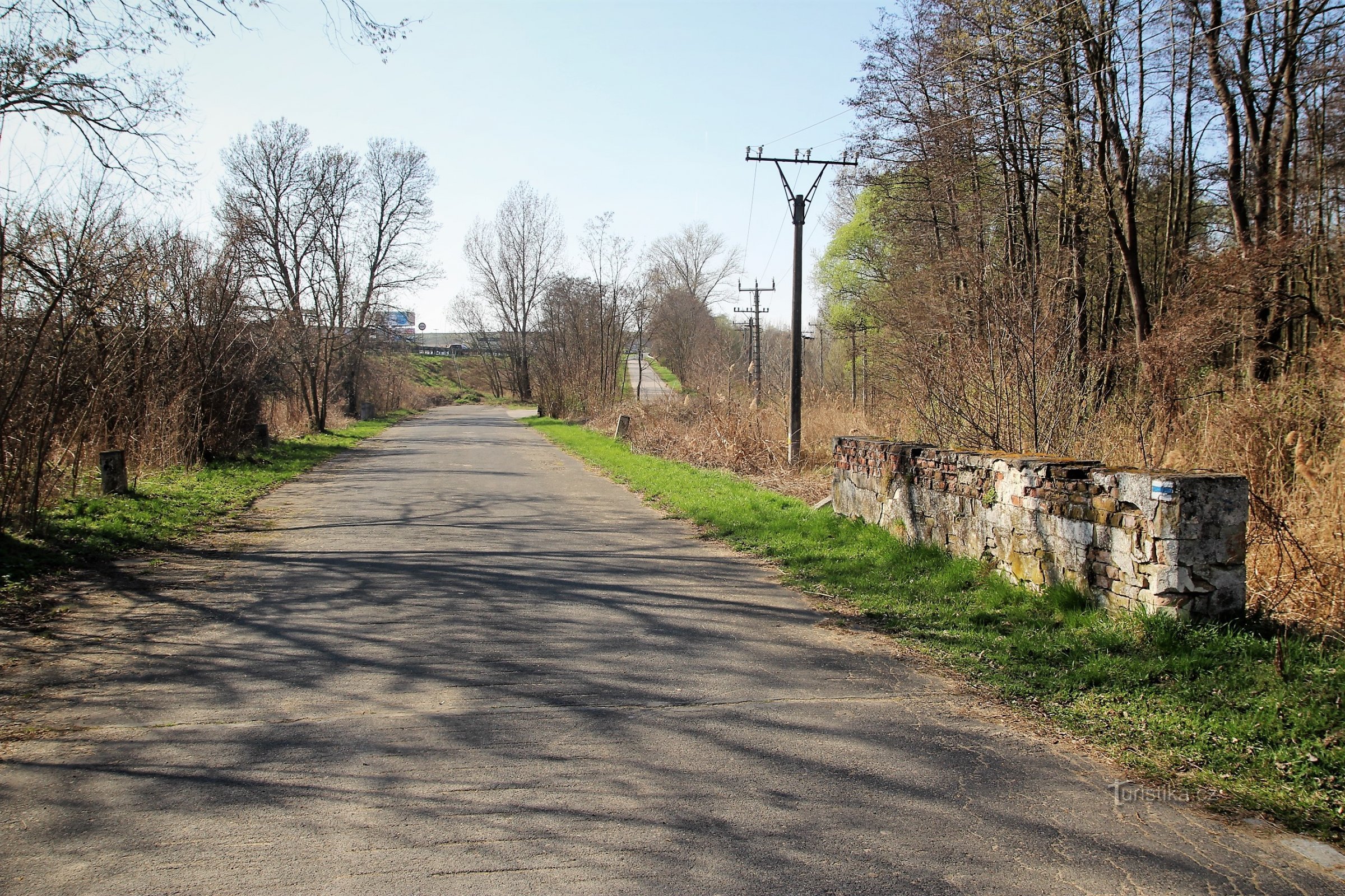 Pasohlávky - de oude keizerlijke weg Brno - Mikulov