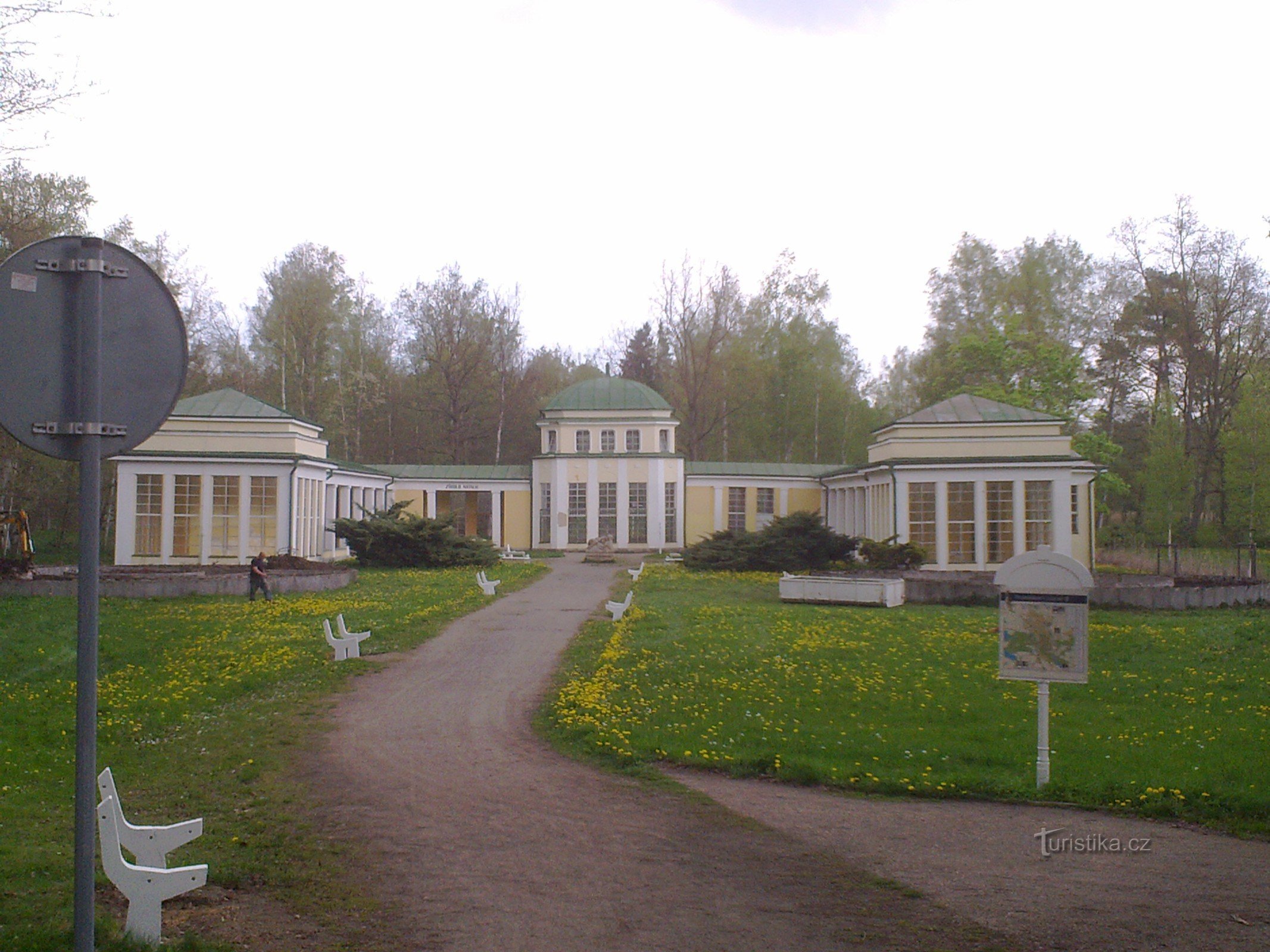 Pavilion of the Natalia Spring