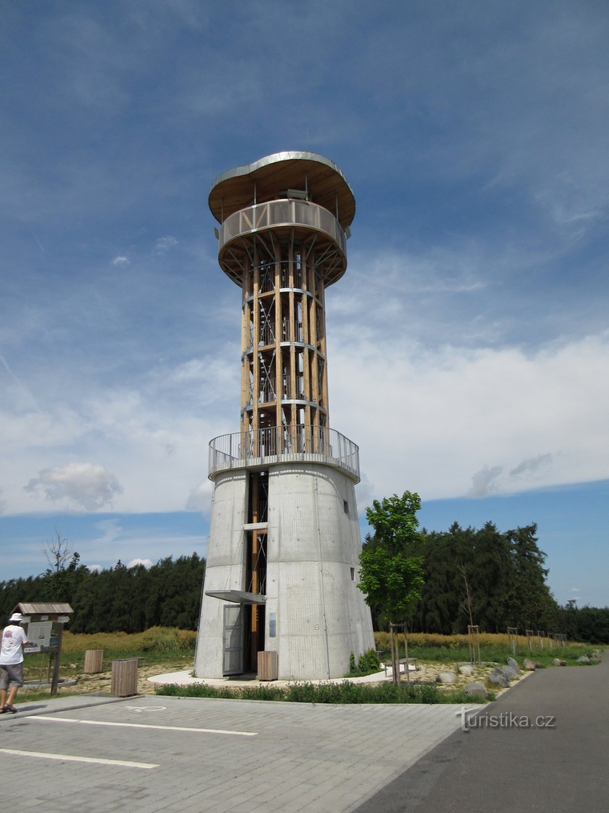 Pavlíkov - punct de belvedere pe Senecké hora, traseu educațional